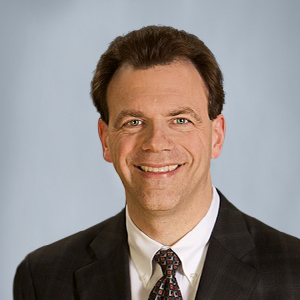headshot of Dr. Glen Weiss